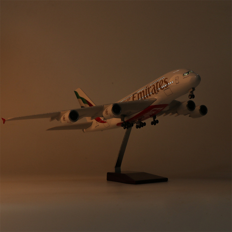 Pesawat Model Emirates A380 Ba - Model Airplane Plastic ulasan dan harga